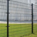 Hogyan válasszunk megfelelő kerítésoszlopot a stabil kerítéshez?